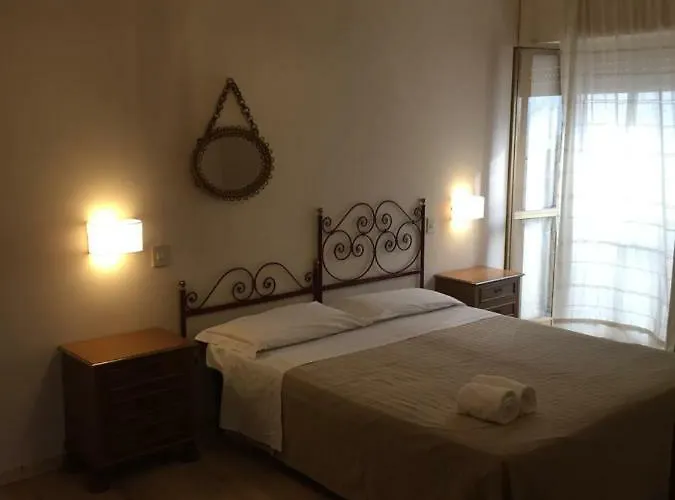 ゲストハウス La Eliodora- Ospitalita' Diffusa Silvi Silvi Paese